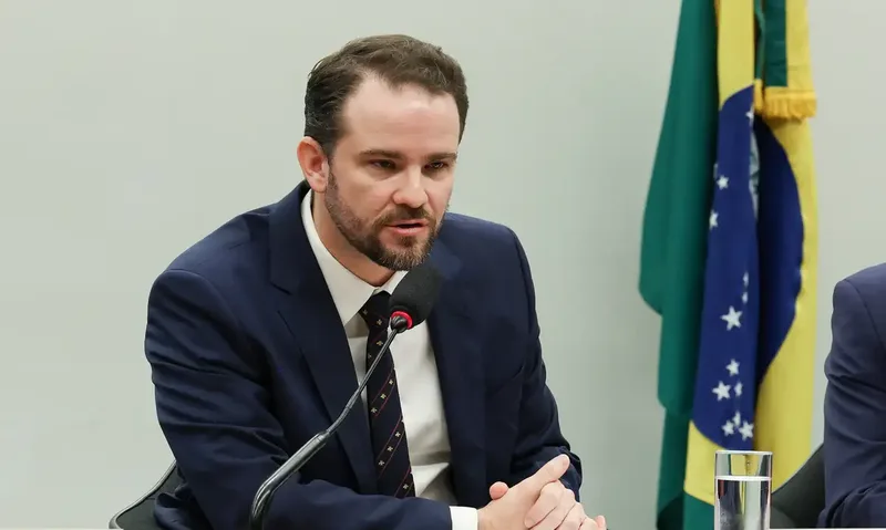 Ministro diz que dono da Entre recebeu recursos do crime organizado