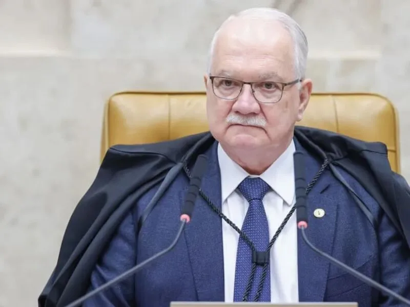 Fachin diz que STF deve avaliar pedido da PGR sobre relatório da PF