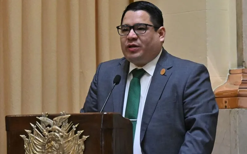Bolívia prende procurador-geral e abre investigação por tráfico e lavagem