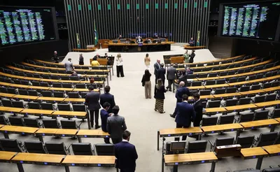 PL elege oito parlamentares e lidera bancadas do DF