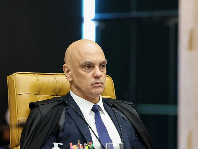 Moraes defende ouvir testemunhas sobre relatório da PF