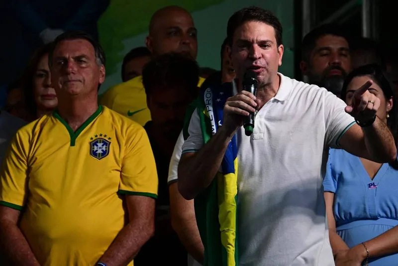 Mendonça afasta cúpula da PF após relatório usado contra ministro no caso Master