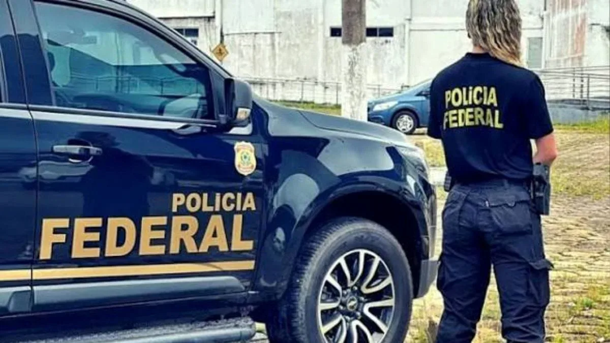 Polícia Federal prende russo procurado por fraude internacional em Florianópolis