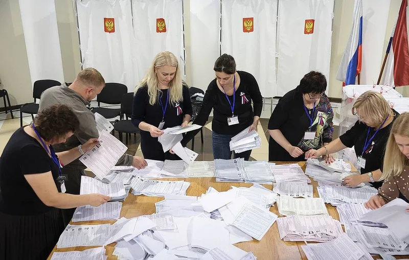 Rússia Unida lidera eleição legislativa com 57,8% dos votos apurados