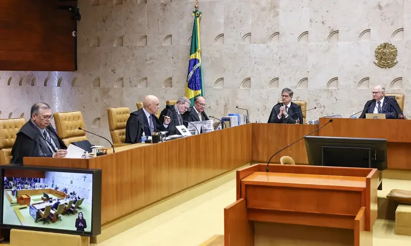 The Economist critica atuação do STF após condenação de Bolsonaro