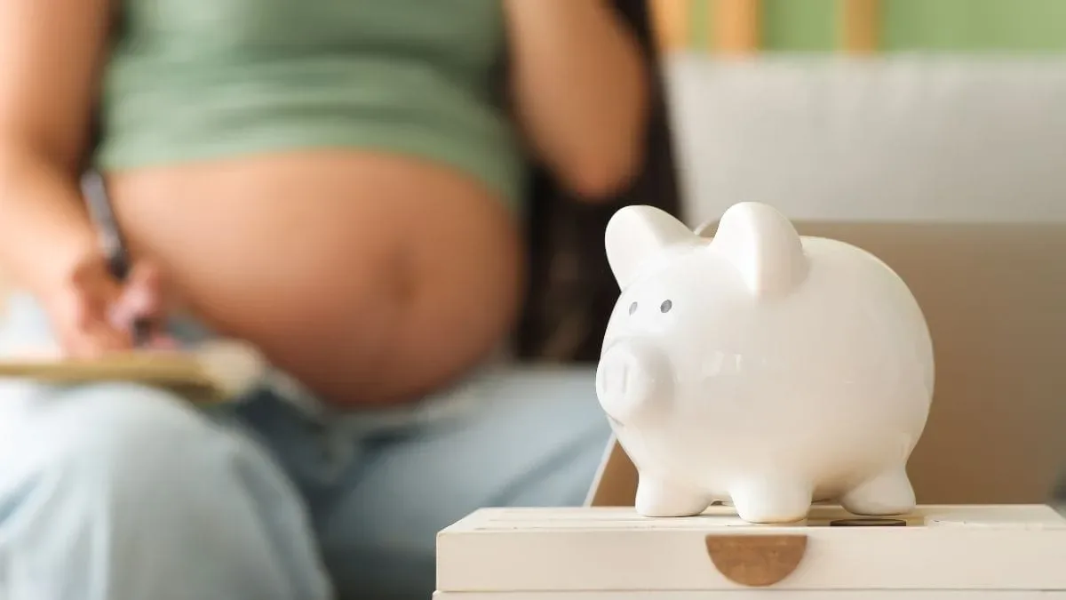Projeto quer retirar carência do salário-maternidade para seguradas do INSS