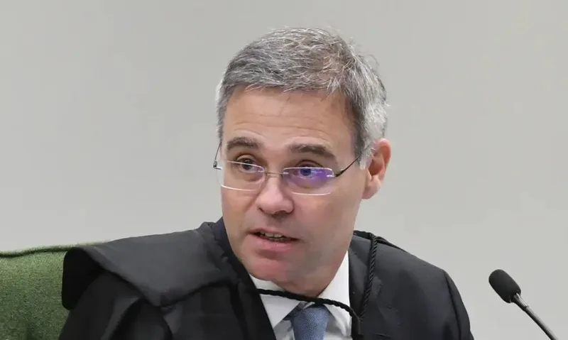 Mendonça manda soltar filho do “Careca do INSS” com tornozeleira