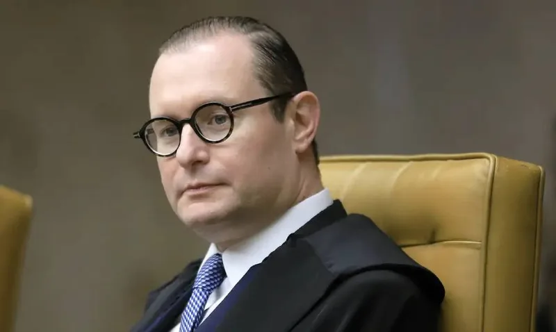 Dallagnol entrega dados sigilosos de Zanin à Justiça Eleitoral