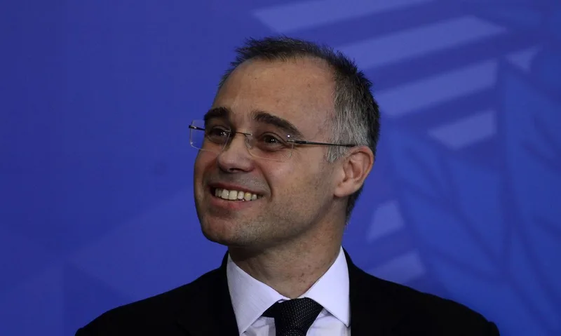 Mendonça lidera avaliação positiva em disputa no Supremo, aponta Quaest