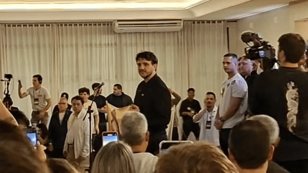 Renan Santos defende pacto federativo com metas para repasses da União