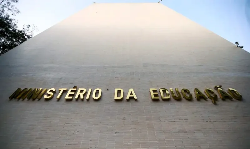Políticas de equidade racial ganham estrutura nas redes municipais, diz MEC