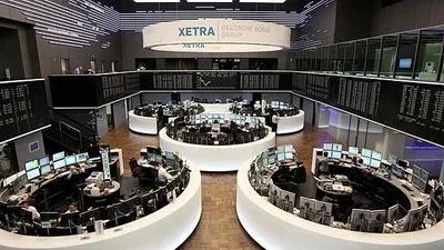 Novartis cai 10,5% e limita bolsas europeias antes do BCE