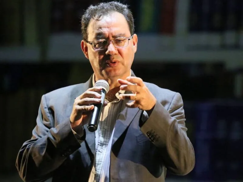 Metade dos eleitores de Augusto Cury ainda pode mudar o voto
