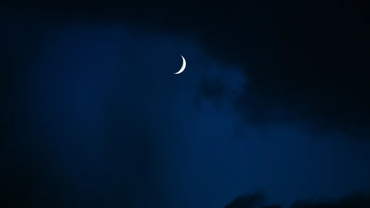 Lua Nova marca o céu nesta segunda-feira, 14 de setembro