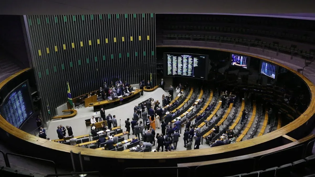 Como funciona a suplência de deputados na Câmara e nas assembleias
