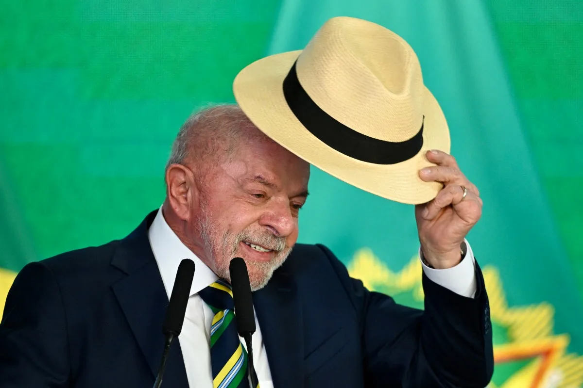 Lula afirma que defenderá o Pix em encontro com Donald Trump
