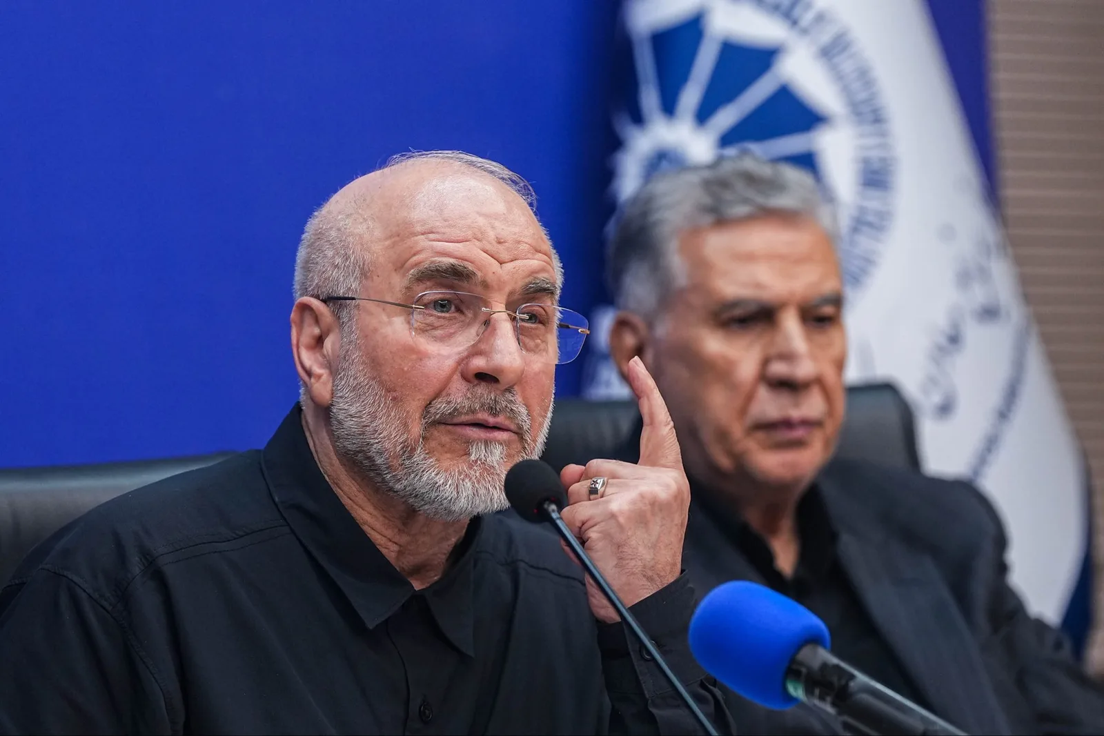 Ghalibaf ameaça retaliação contra petróleo e gás dos EUA após ataques