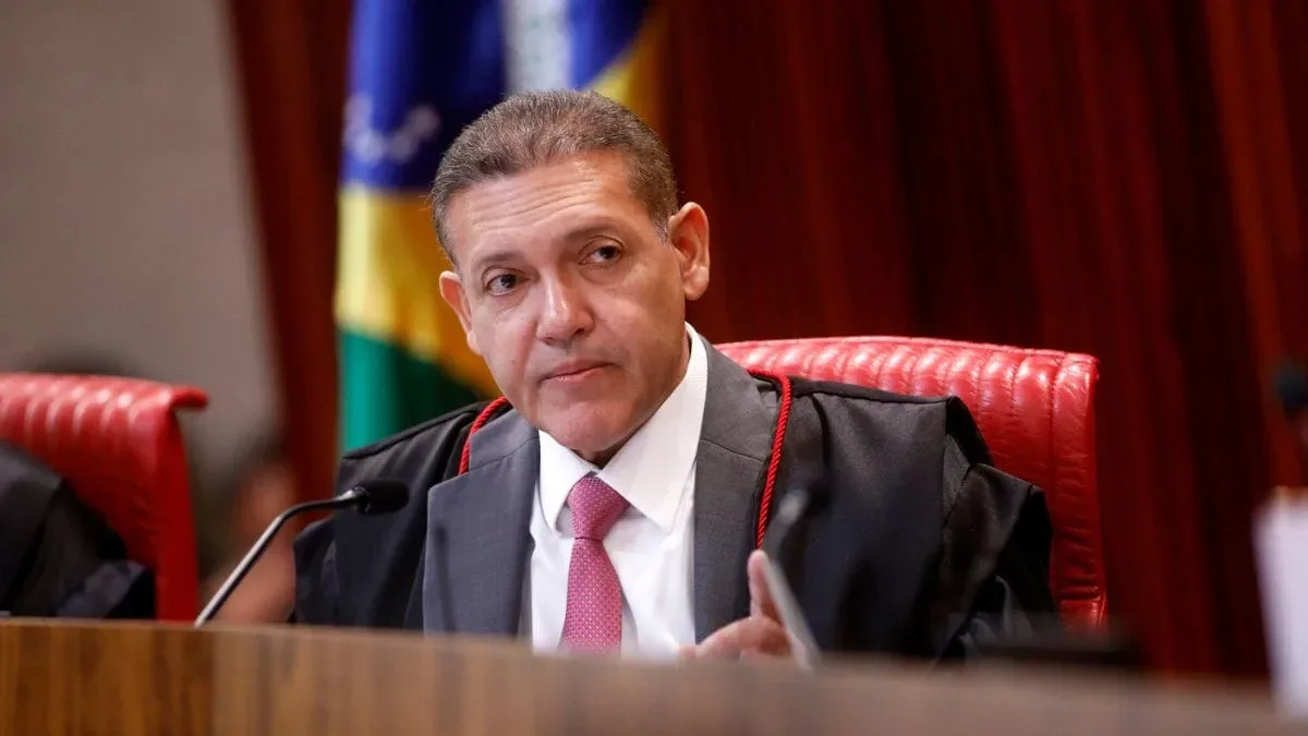 Nunes Marques pretende analisar pedido de soltura de Bolsonaro após segundo turno