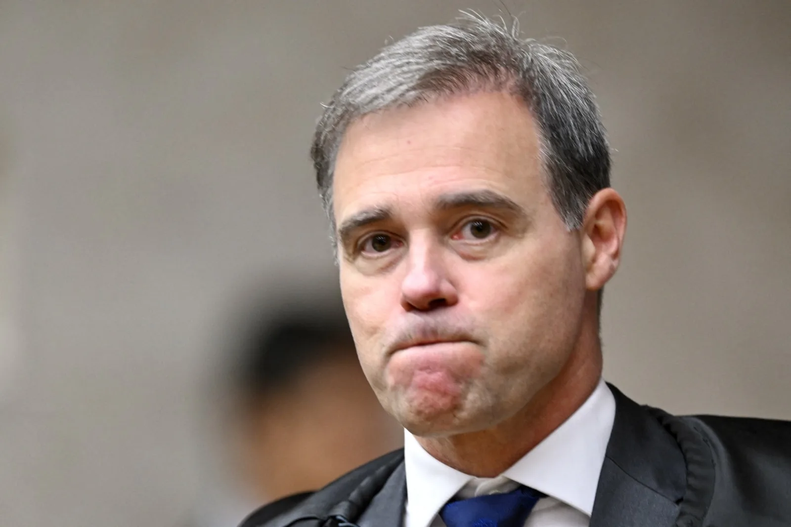 Mendonça aponta abuso e interferência de Moraes em investigação no STF
