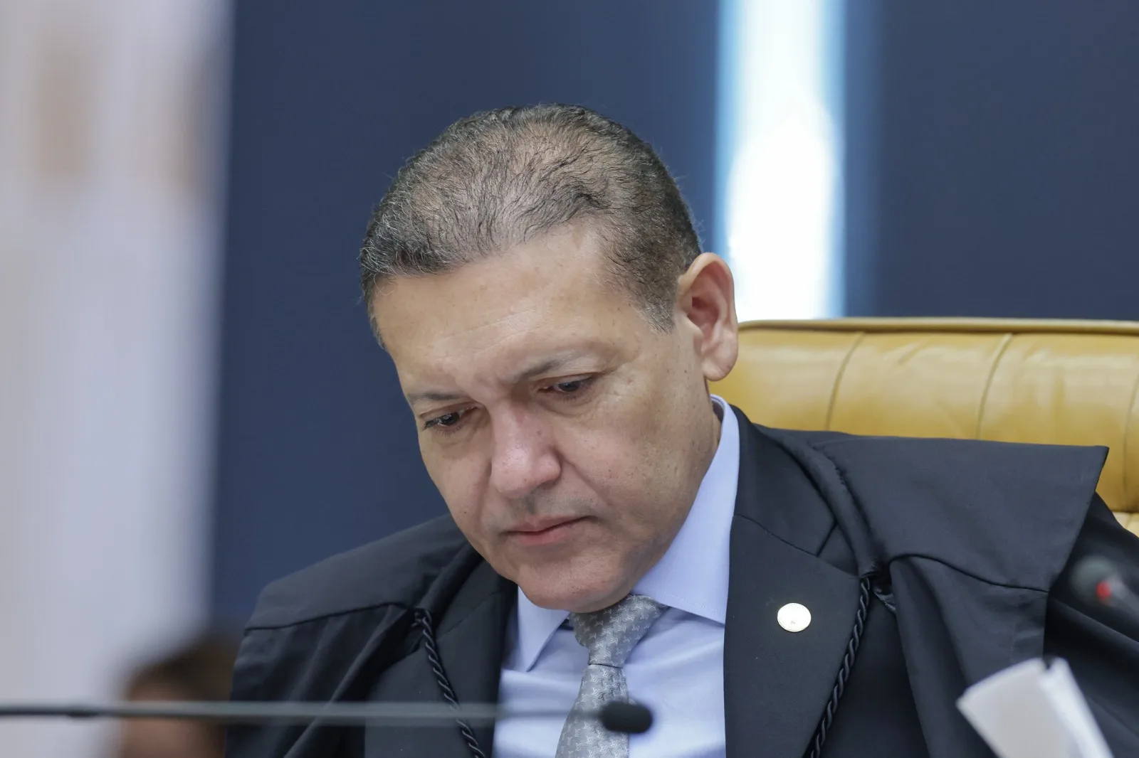 Defesa de filho de Kassio nega pagamentos do Banco Master e ministro avalia impedimento