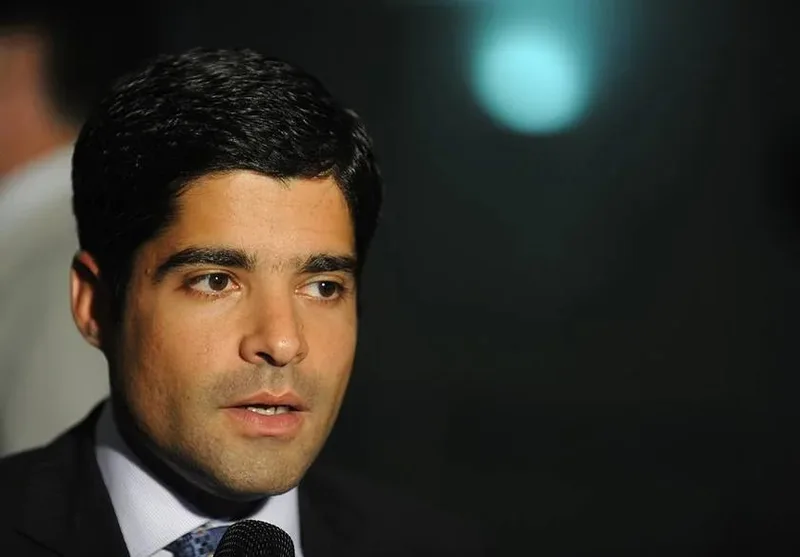 TRE-BA manda ACM Neto retirar propaganda em Lauro de Freitas