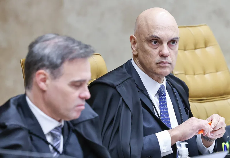 Mensagens e contratos ligam Moraes a Vorcaro antes da prisão, diz PF
