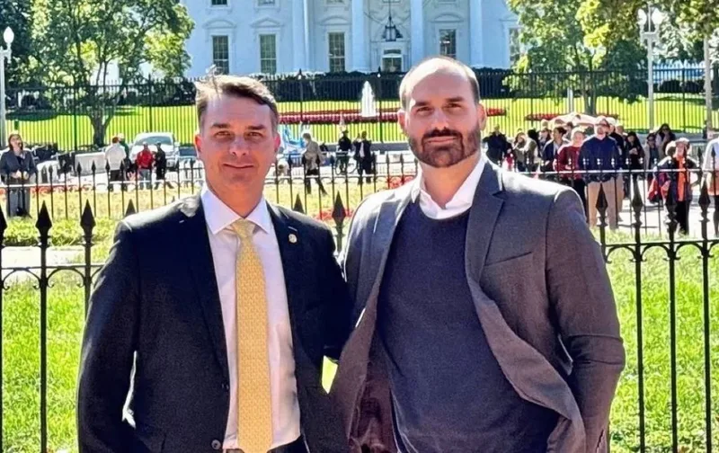 PF aponta orientação de Eduardo Bolsonaro sobre recursos para filme nos EUA