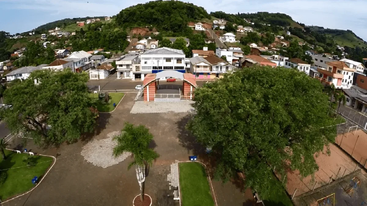 Erval Velho abre concurso com salários de até R$ 22.044,76