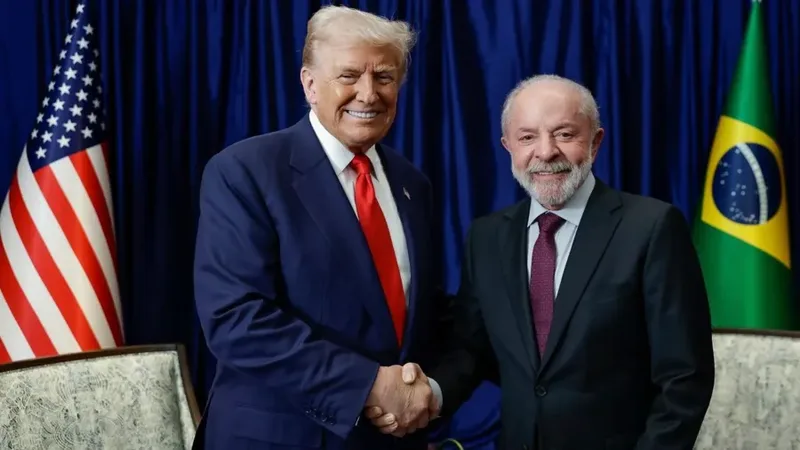 Lula afirma que Trump não pretende se envolver na eleição do Brasil