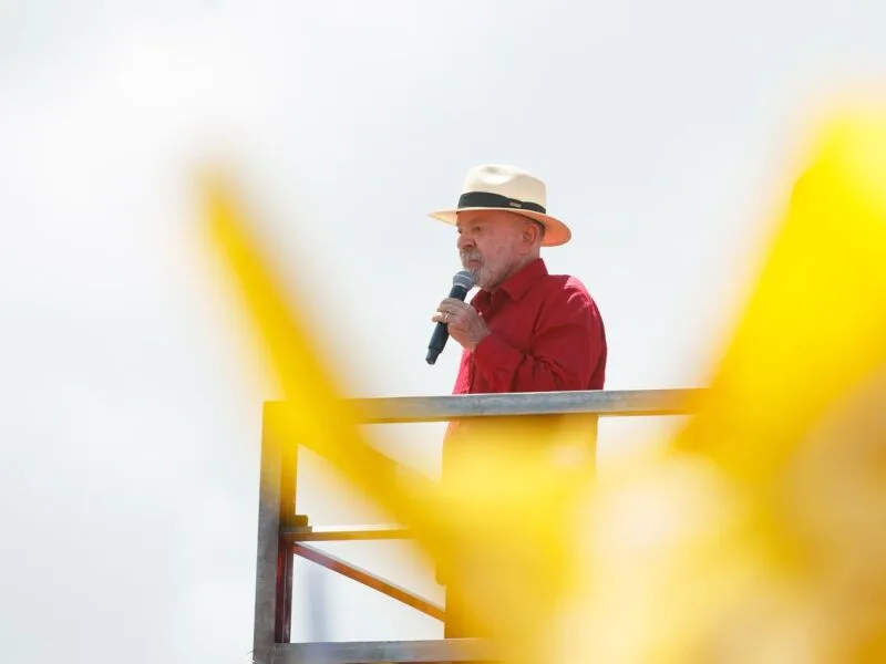 Lula defende mais impostos sobre ricos para melhorar vida dos pobres