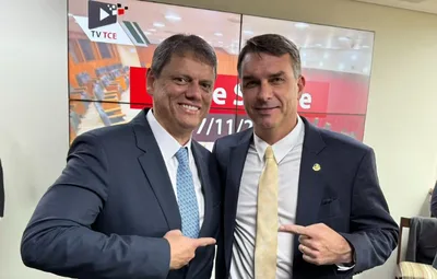 Tarcísio projeta avanço de Flávio e prioriza aliados ao Senado em Ribeirão Pires