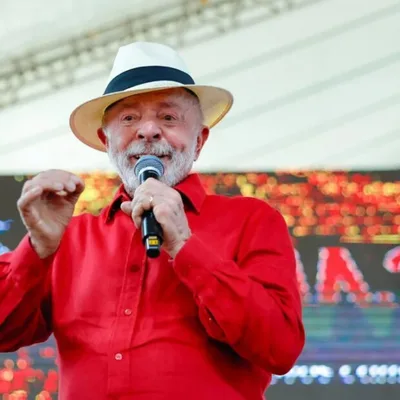 Lula lidera disputa em Minas, mas empata tecnicamente com Flávio Bolsonaro