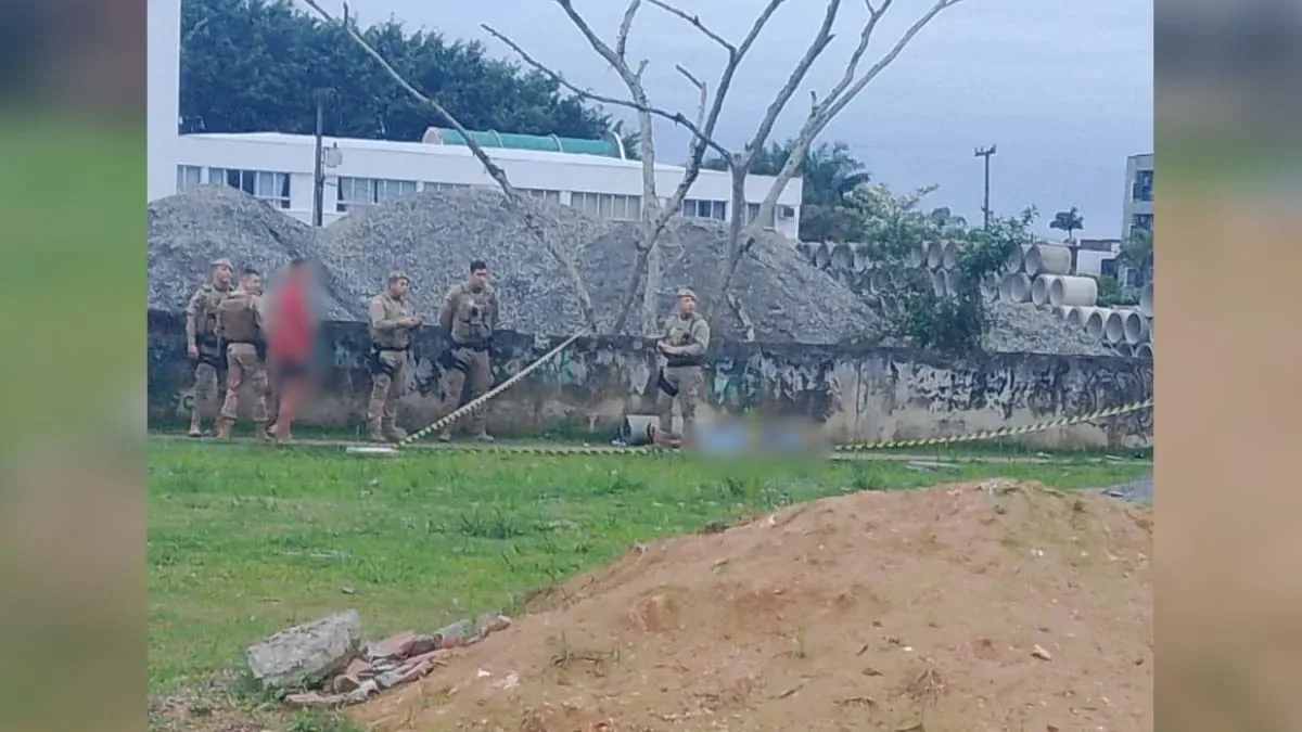 Tiroteio em praça deixa um morto e um ferido em Joinville