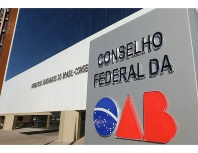 Lei cria diretorias temporárias e muda cargos na direção da OAB