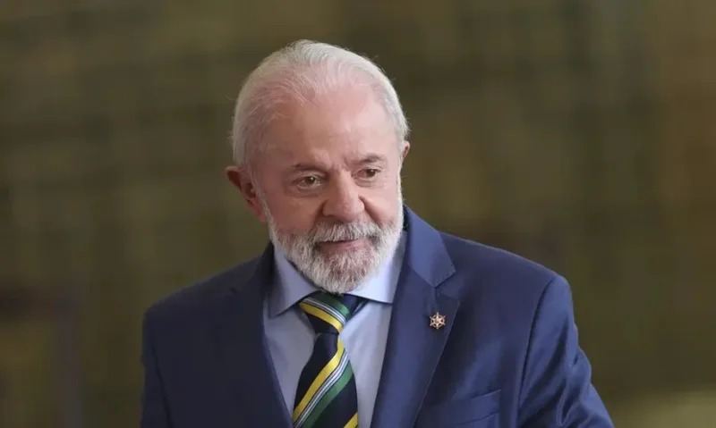 Lula tem 39% e Flávio Bolsonaro, 36% no 1º turno, diz Datafolha