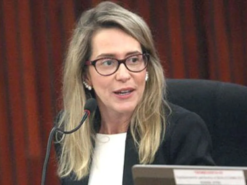 Advogada de Flávio acusa governo de usar STF para validar reajuste do Bolsa Família