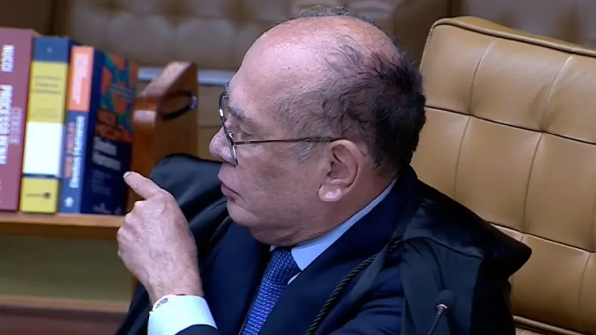 Moraes e Gilmar Mendes trocam acusações durante sessão do STF