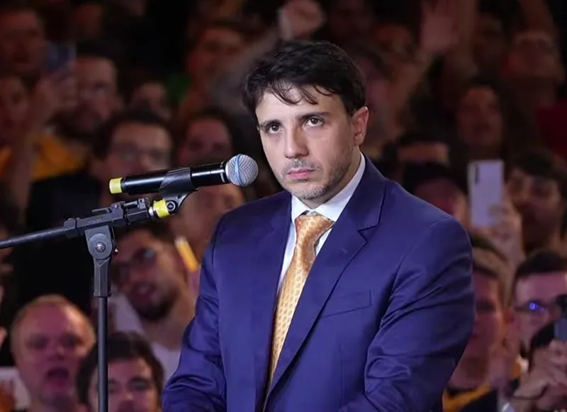 Manifesto de Renan Santos cobra mudanças no STF, na PF e na PGR