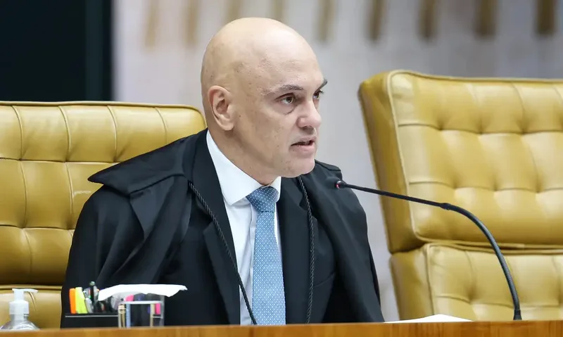 Moraes questiona base de pedido e aponta diferença de prazos no STF