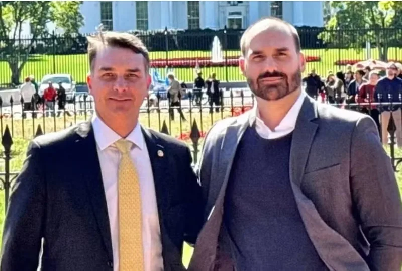 Eduardo Bolsonaro pede novas sanções dos EUA contra ministros do STF