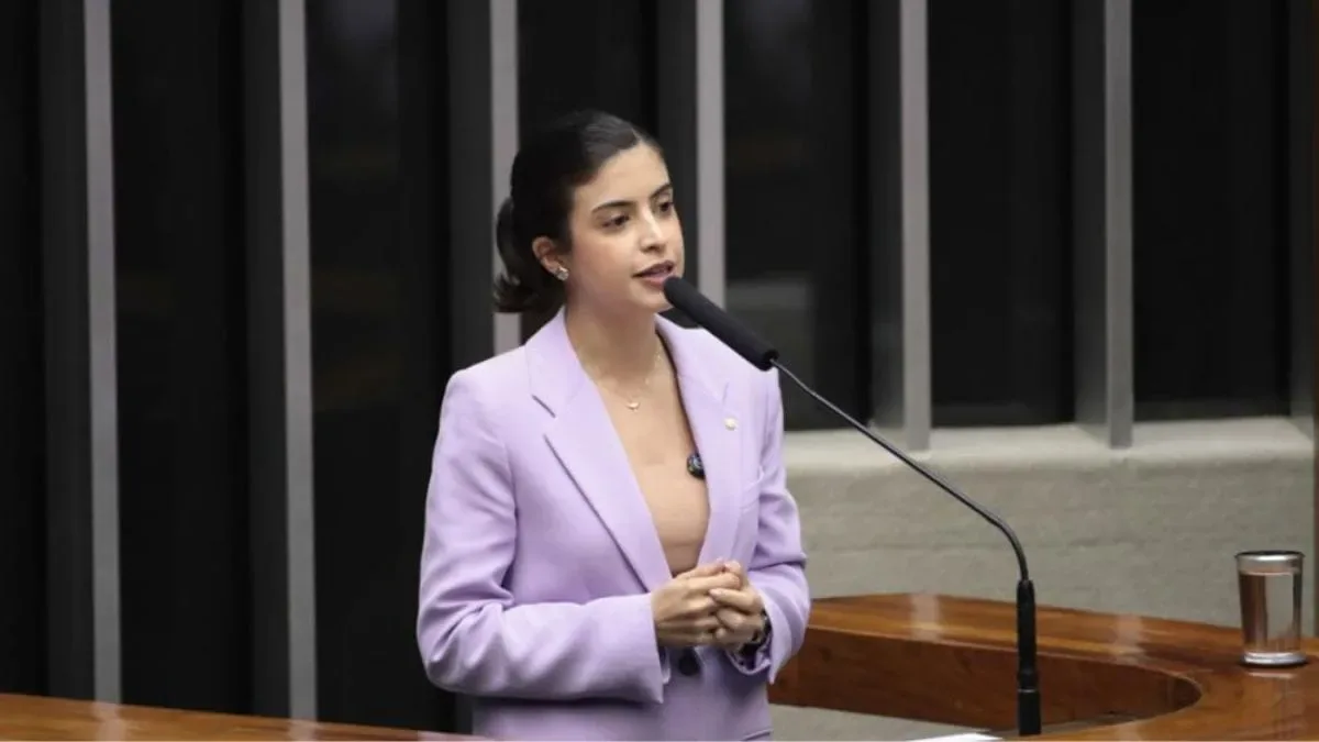 Mãe de Tabata Amaral está internada em estado grave após acidente