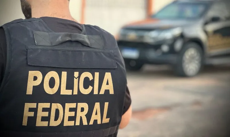 PF investiga broches com câmeras ocultas para registrar votos em Cabo Frio