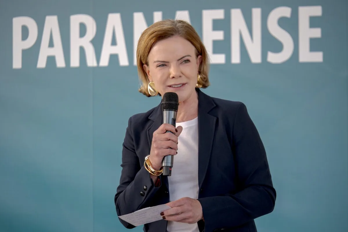 Gleisi Hoffmann participa de sabatina sobre candidatura ao Senado