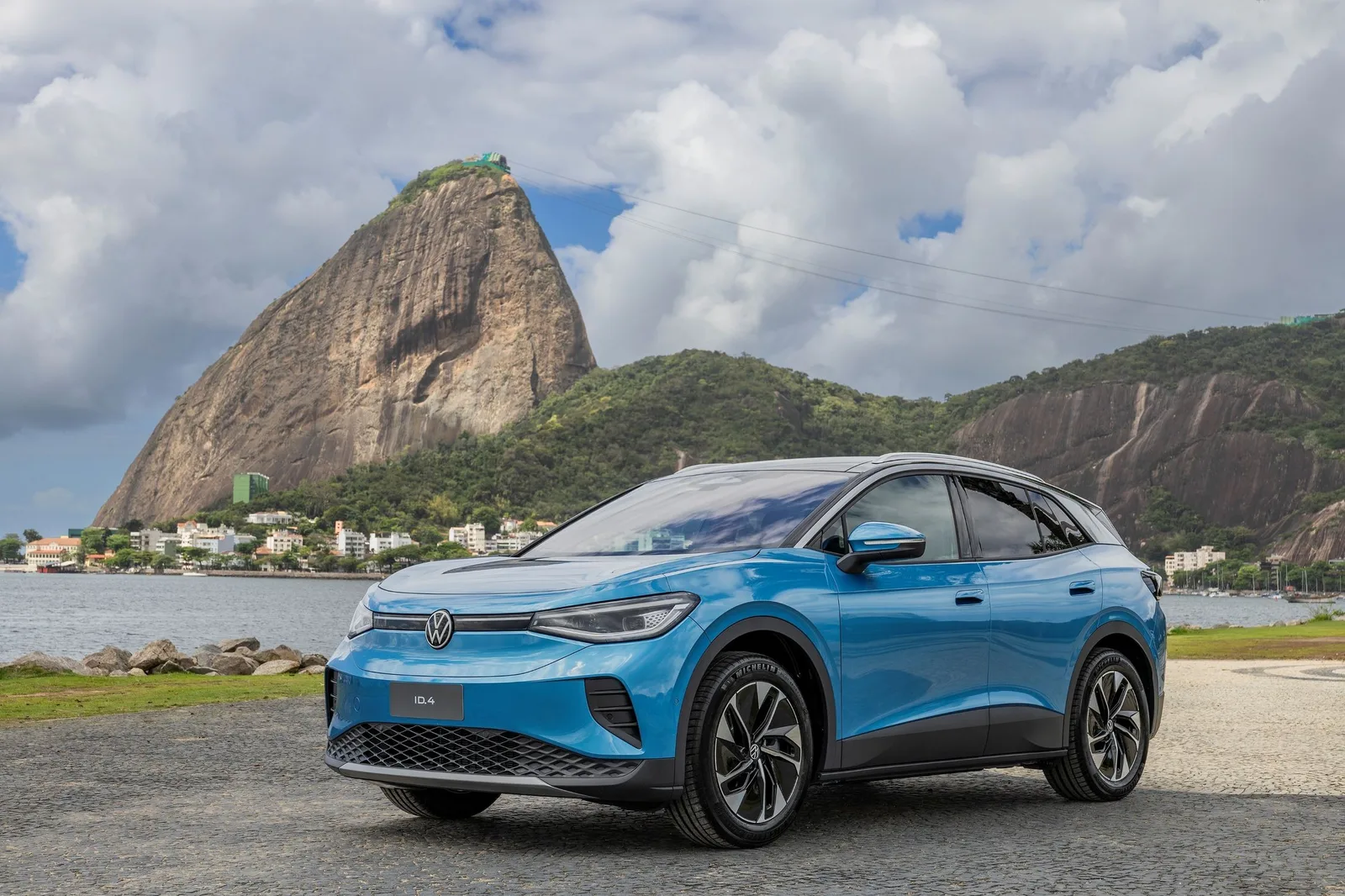 ID.4 Pro será vendido pela Volkswagen no Brasil por R$ 299.990,00