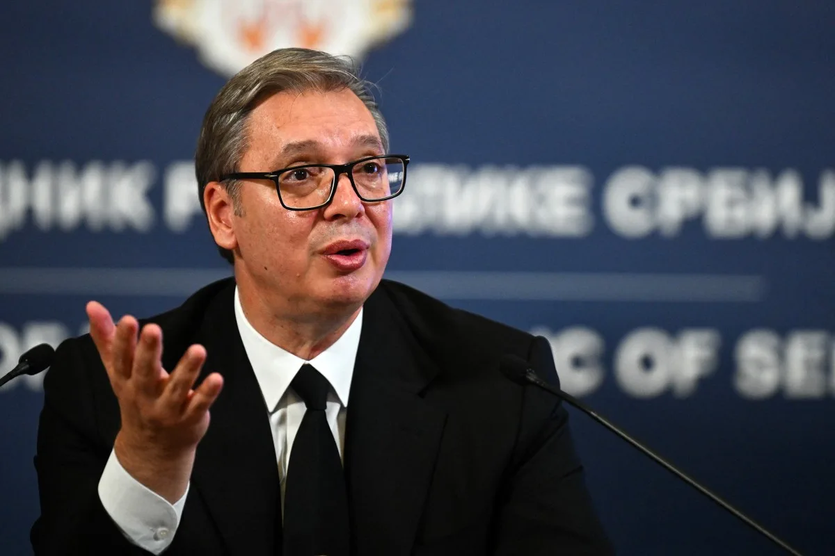 Vucic deixa Presidência da Sérvia para disputar cargo de primeiro-ministro