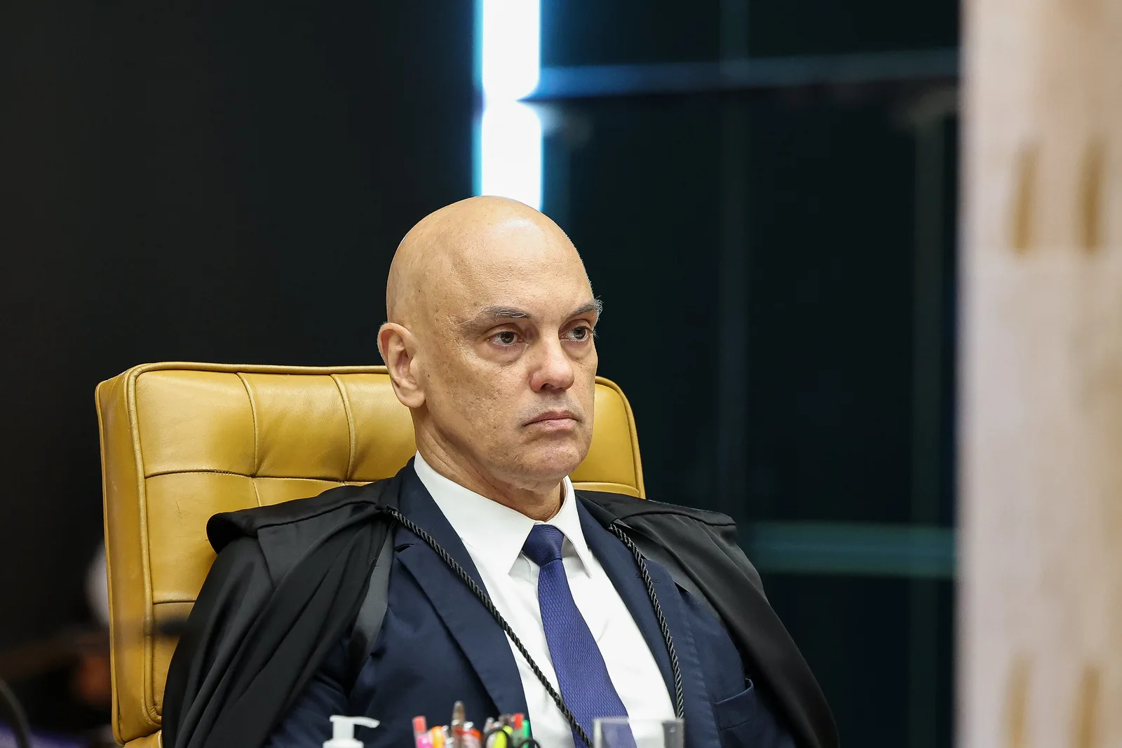 Moraes defende análise conjunta de casos ligados a Mendonça e ao Banco Master