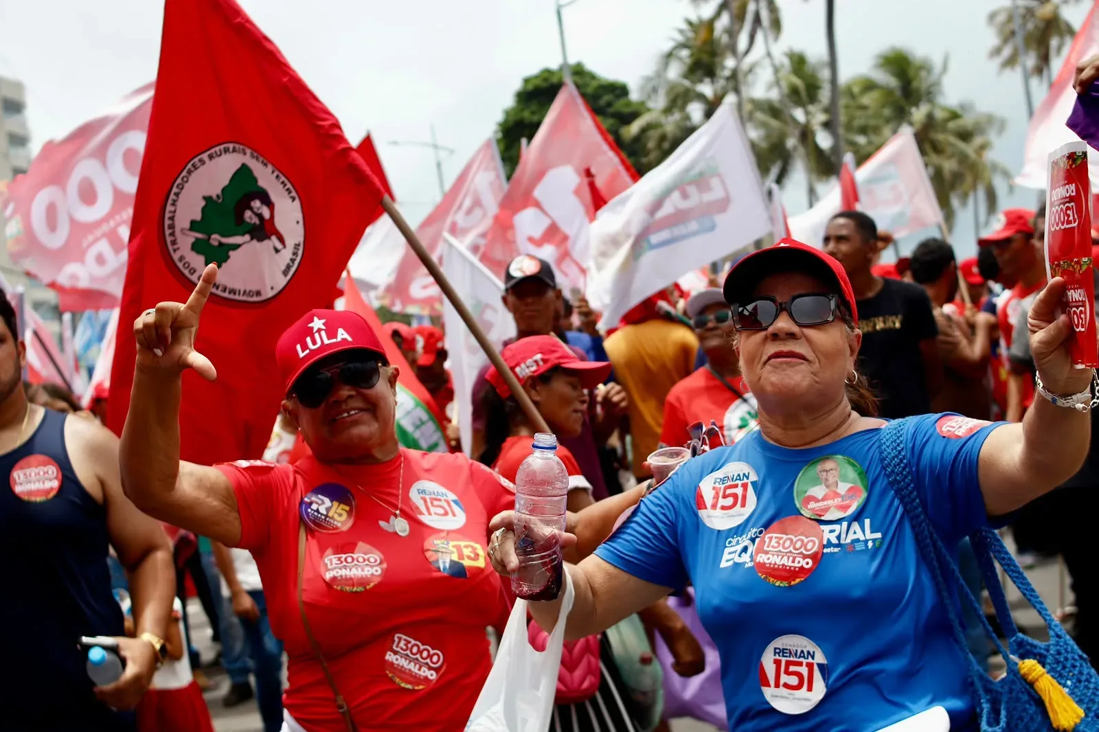 Atos pró-Lula reúnem apoiadores em capitais na reta final do primeiro turno
