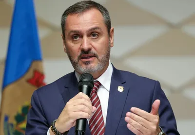 Mendonça determina afastamento, e diretor-geral da PF cancela discurso