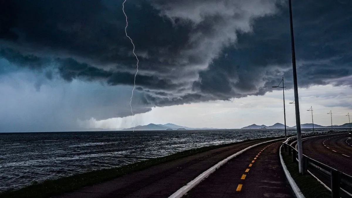 Santa Catarina tem risco alto de temporais, granizo e alagamentos