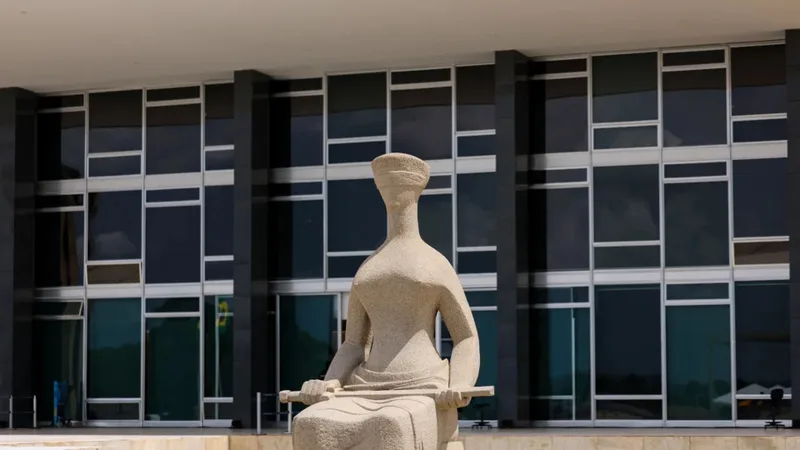 Debate sobre crise do STF confirma votos já definidos, aponta Palver